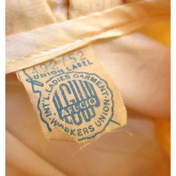 Vintage 1960's True Mod Blouse Yellow Ruffled With 3/4 Sleeves & High Neckline - Picture 3 of 9